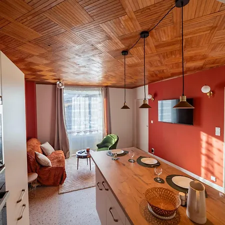 Cosy Au Coeur Du Village - Le Segala Apartment Montbazens